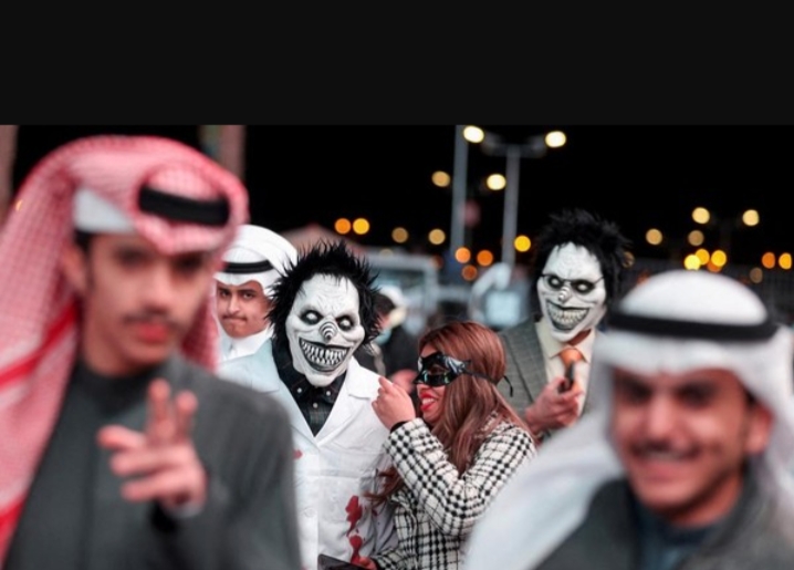 Warga Arab Saudi menggelar pesta Halloween