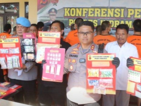 Foto : Polres Indramayu tangkap 33 tersangka penyalahgunaan narkoba dan obat-obatan terlarang