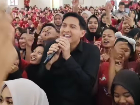 Lucky Hakim sapa warga Indramayu 