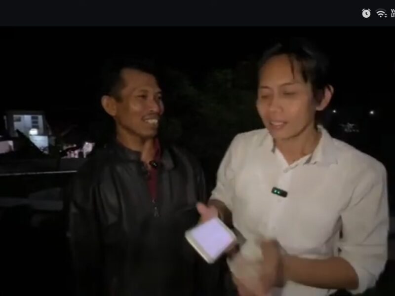 Rana bersama kuasa hukumnya Toni RM di Cirebon