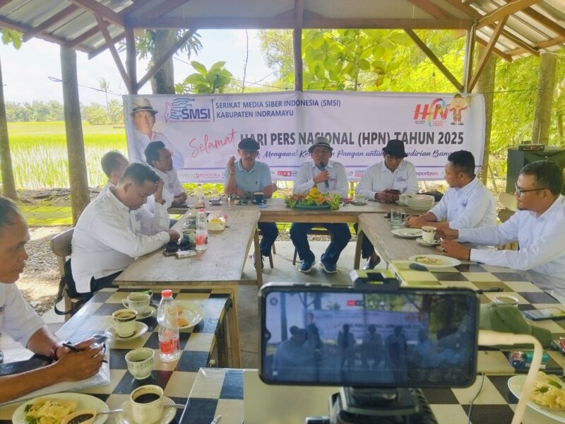 SMSI Indramayu dan wakil bupati Indramayu terpilih Syaefudin peringati Hari Pers Nasional 2025