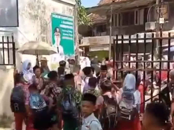 Ilustrasi siswa sekolah dasar