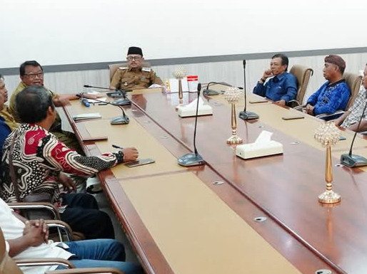 Wakil Bupati Indramayu H.Syaefudin audensi dengan KTNA Indramayu 