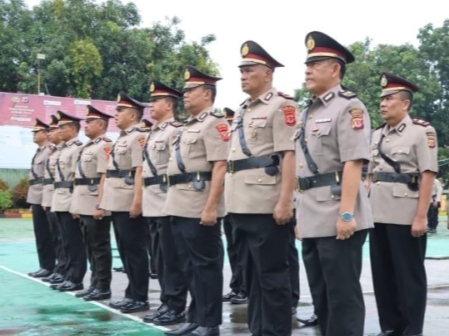 Sejumlah Kapolsek dan pejabat utama Polres Indramayu diganti