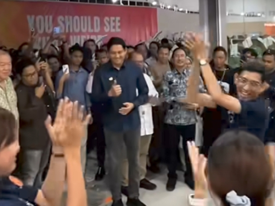 Bupati Indramayu Lucky Hakim membuka Toko Buku Gramedia di Mall Indramayu 