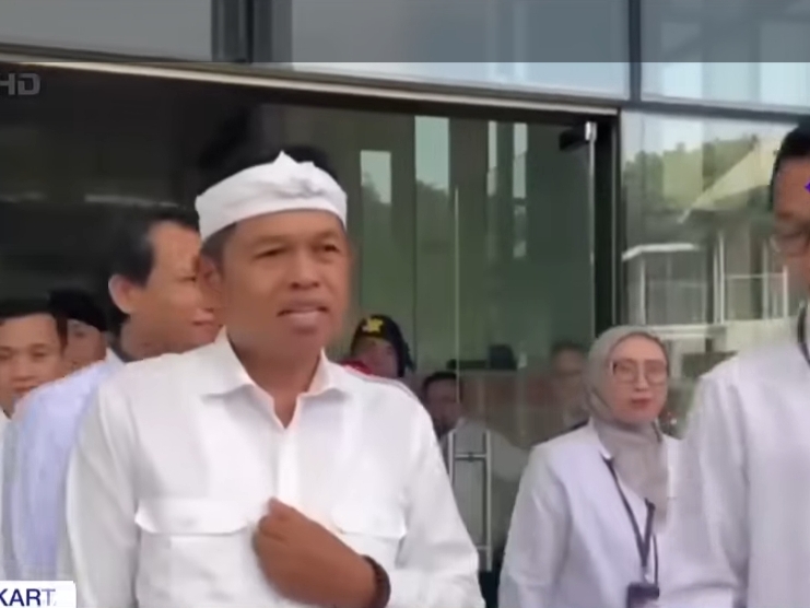 Gubernur Jawa Barat Dedi Mulyadi di Gedung KPK Jakarta, Senin (20/5/2025)