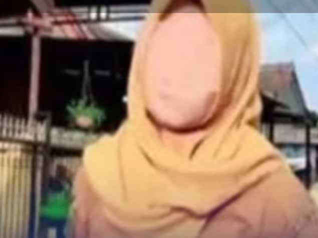 Kasus Guru Cicih dugaan penyelewengan uang tabungan murid SD Negeri 1 Mekarsari, Kecamatan Cimerak, Kabupaten Pangandaran, Jawa Barat