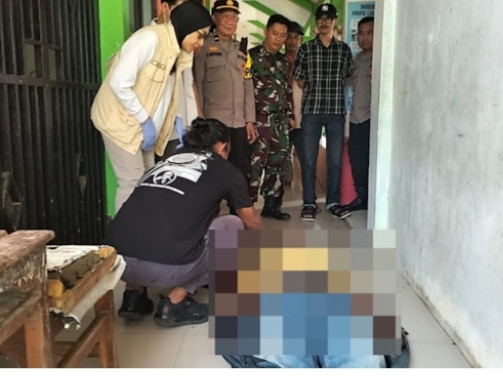 Saprudin asal Desa Singajaya, Kecamatan Indramayu, ditemukan tewas diduga gantung diri, Minggu (26/10/2025)