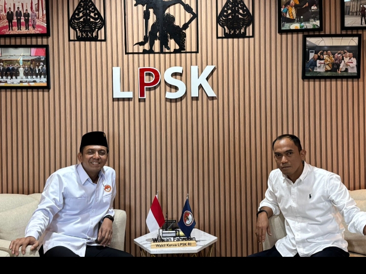 Wakil Ketua Lembaga Perlindungan Saksi dan Korban (LPSK) Wawan Fahrudin, S.Sos., M.E., (kiri) dan Kang Ade Syaekudin, S.H, M.H (kanan)
