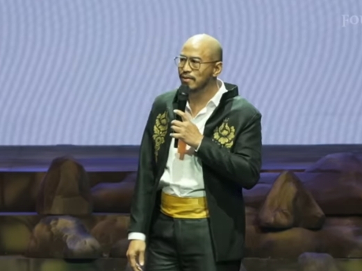 Komika nasional Pandji Pragiwaksono dilaporkan seorang kader Nahdlatul Ulama (NU) ke Polda Metro Jaya atas dugaan penghasutan dan penistaan agama, Jumat (9/1/2025)