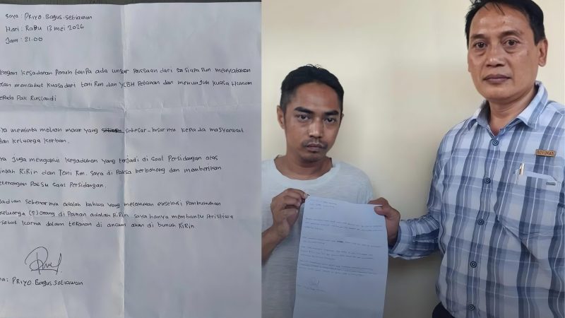 Terdakwa kasus pembunuhan satu keluarga Paoman Indramayu, Priyo Bagus Setiawan bersama penasehat hukumnya, Ruslandi